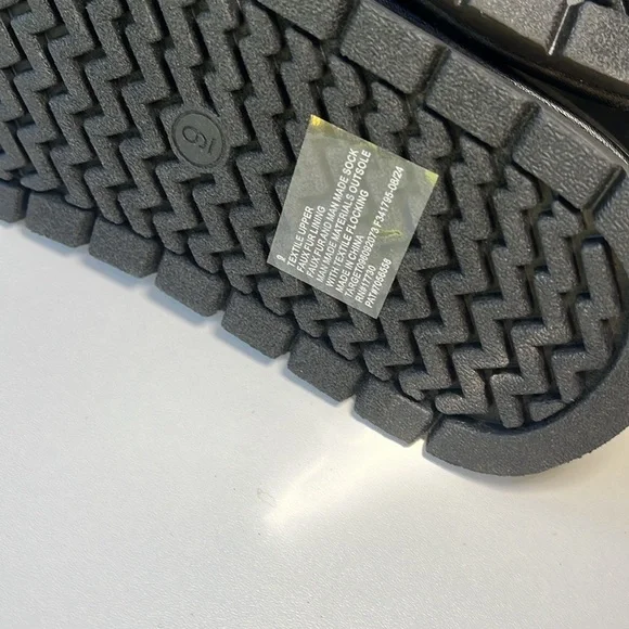 New Women's May Faux Suede Booties Memory Foam Insole Size 9 - Picture 6 of 13